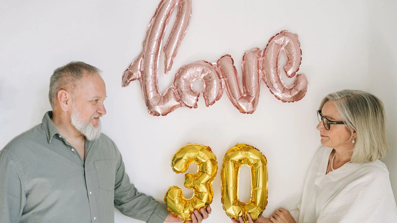 Happy Anniversary Font